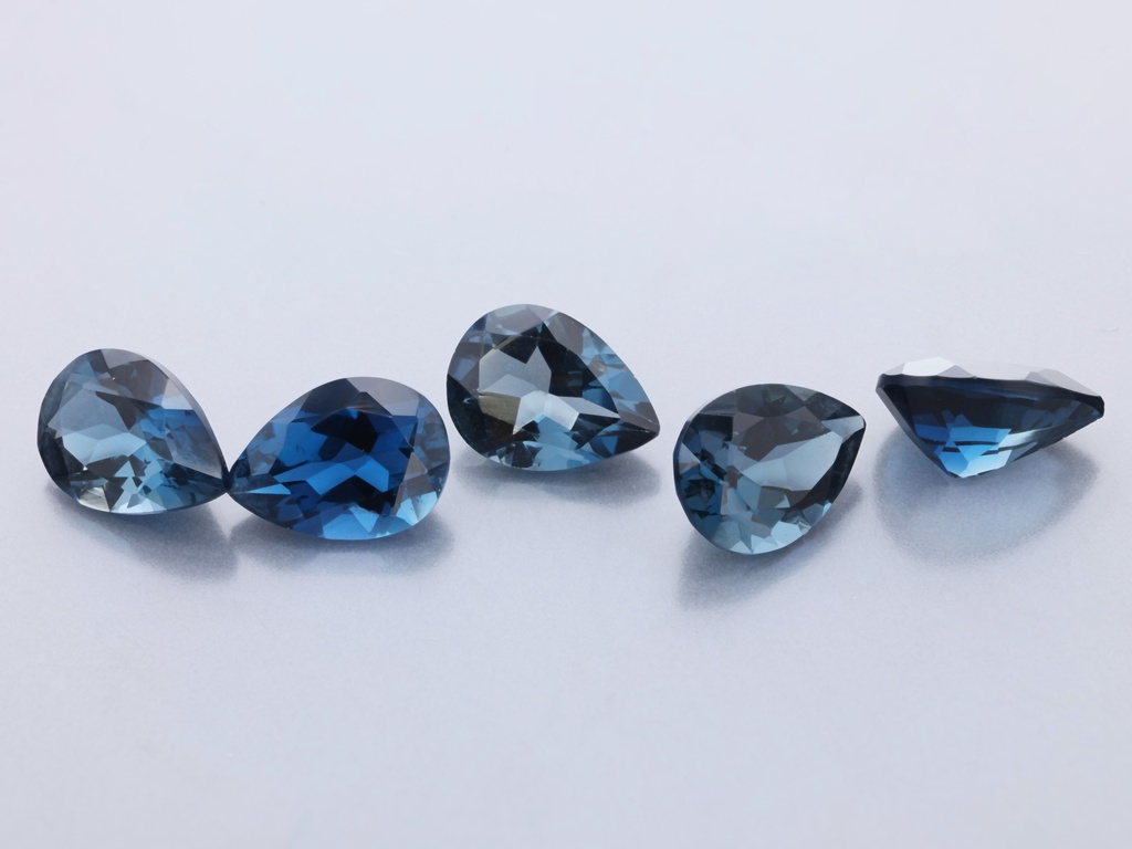 Topaz London Blue 7x5mm Pear Shape 