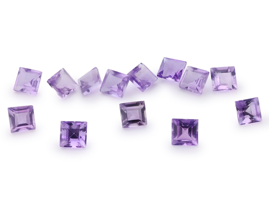 Amethyst Light 4.00mm Carre Cut