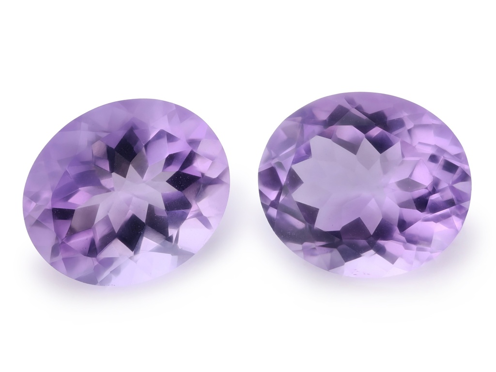 Amethyst 14x12mm Oval Light Colour 