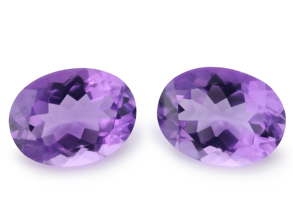 Amethyst 16x12mm Oval Light Colour 