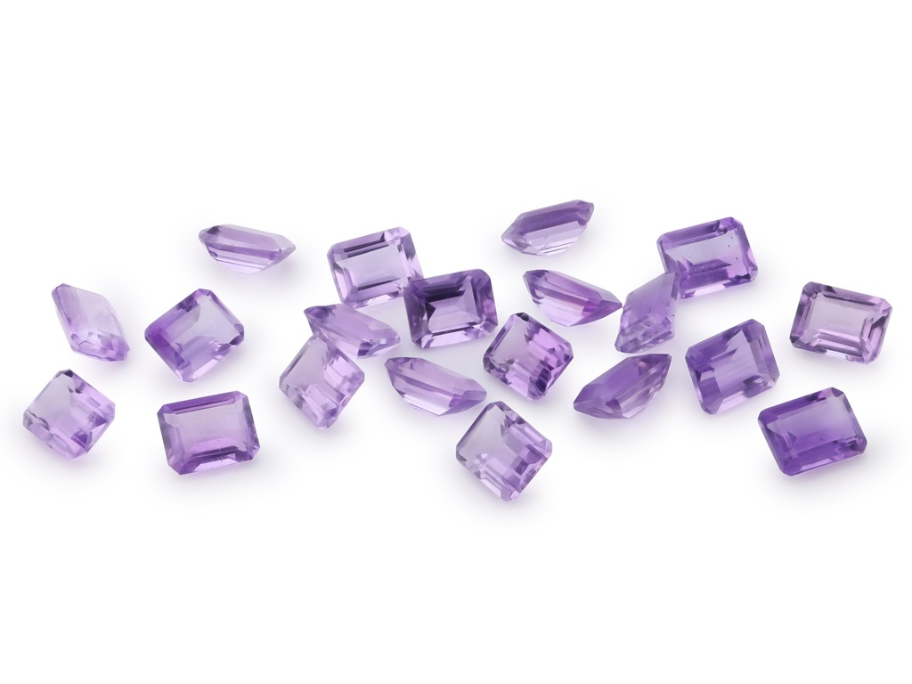 [QAOS0504F] Amethyst 5x4mm Emerald Cut Light Colour 