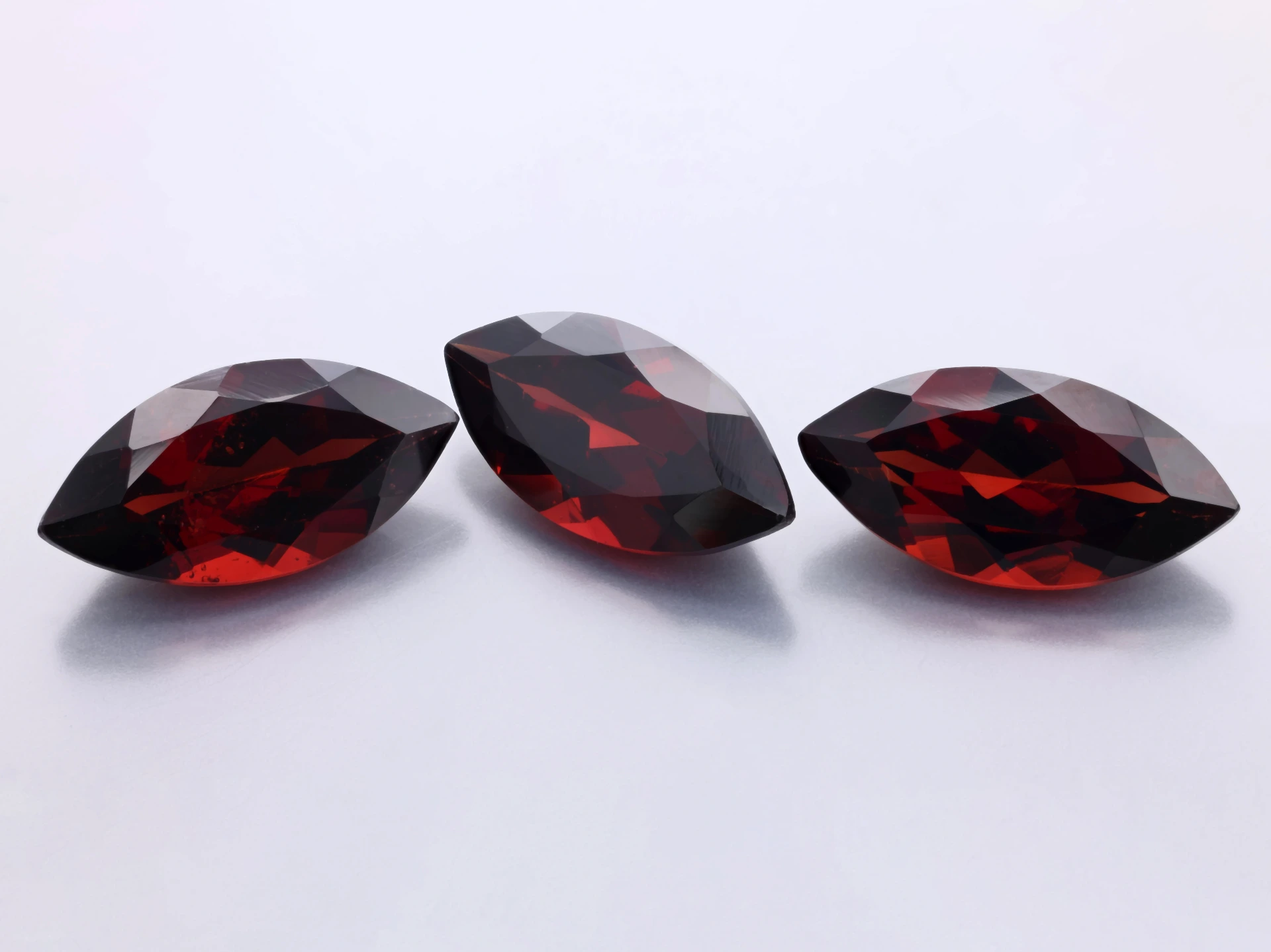 Almandine Garnet 14x7mm Marquise 