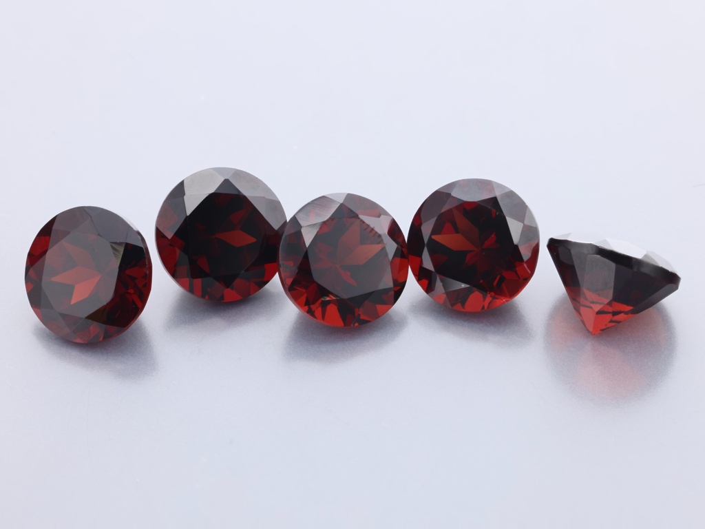 Almandine Garnet 7.00mm Round