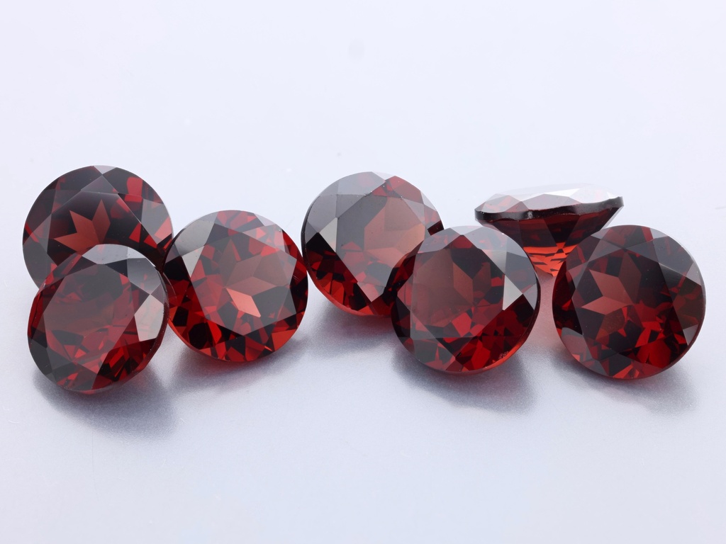 Almandine Garnet 7.50mm Round