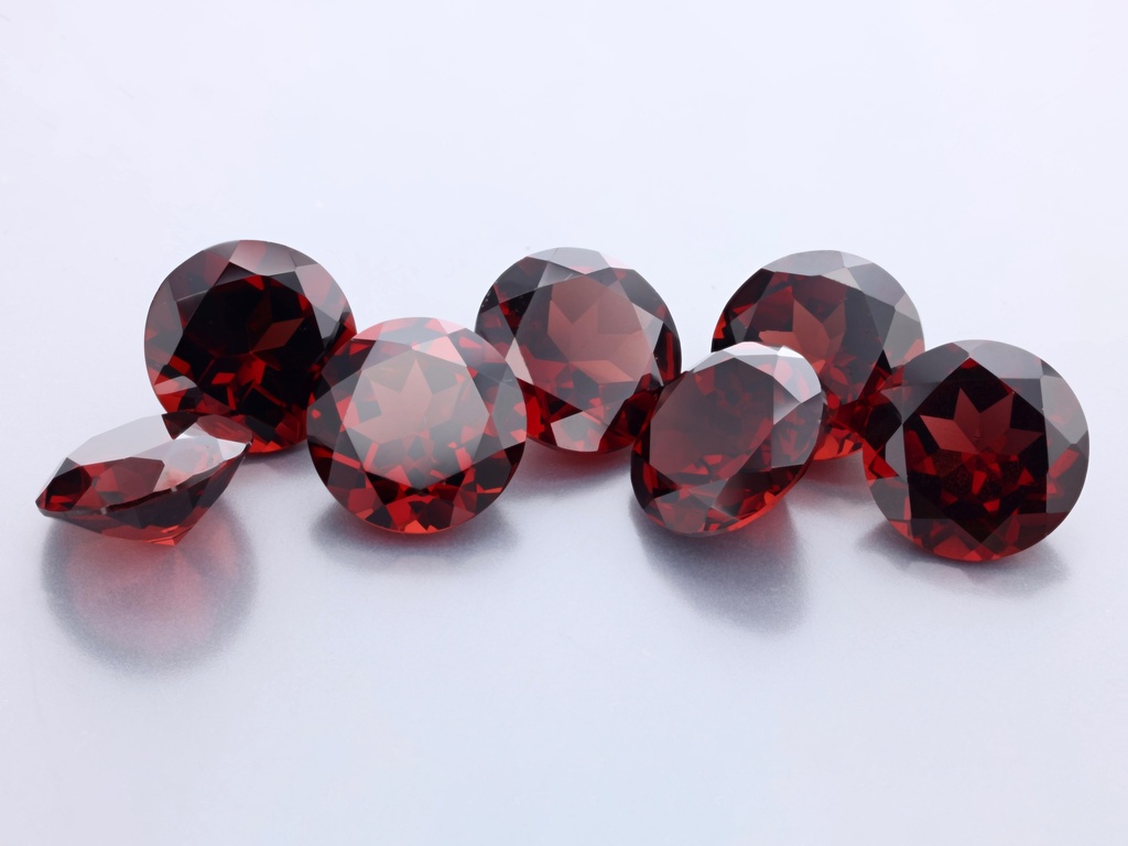 Almandine Garnet 8.00mm Round