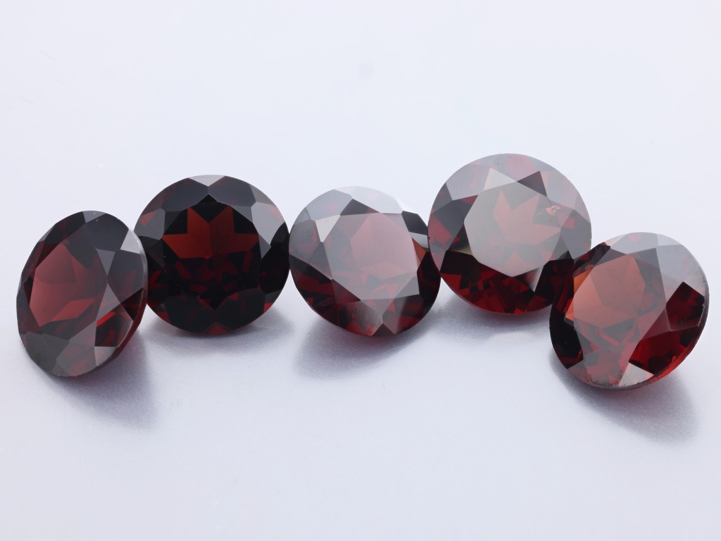 Almandine Garnet 9.00mm Round