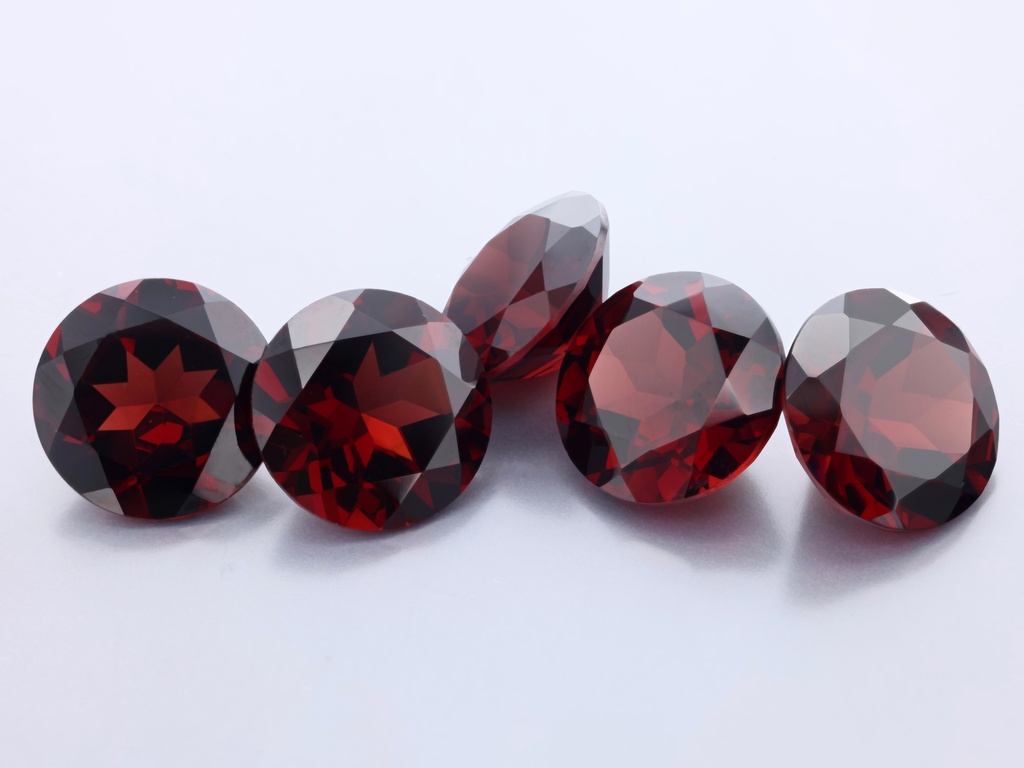 Almandine Garnet 10mm Round