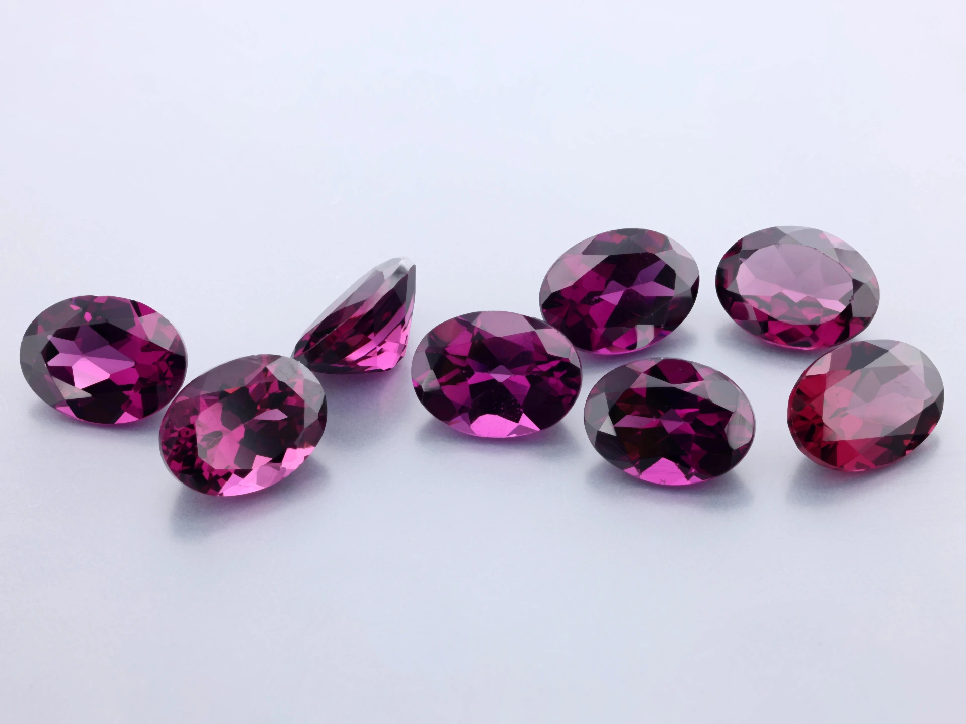 Rhodolite Garnet 8x6mm Oval