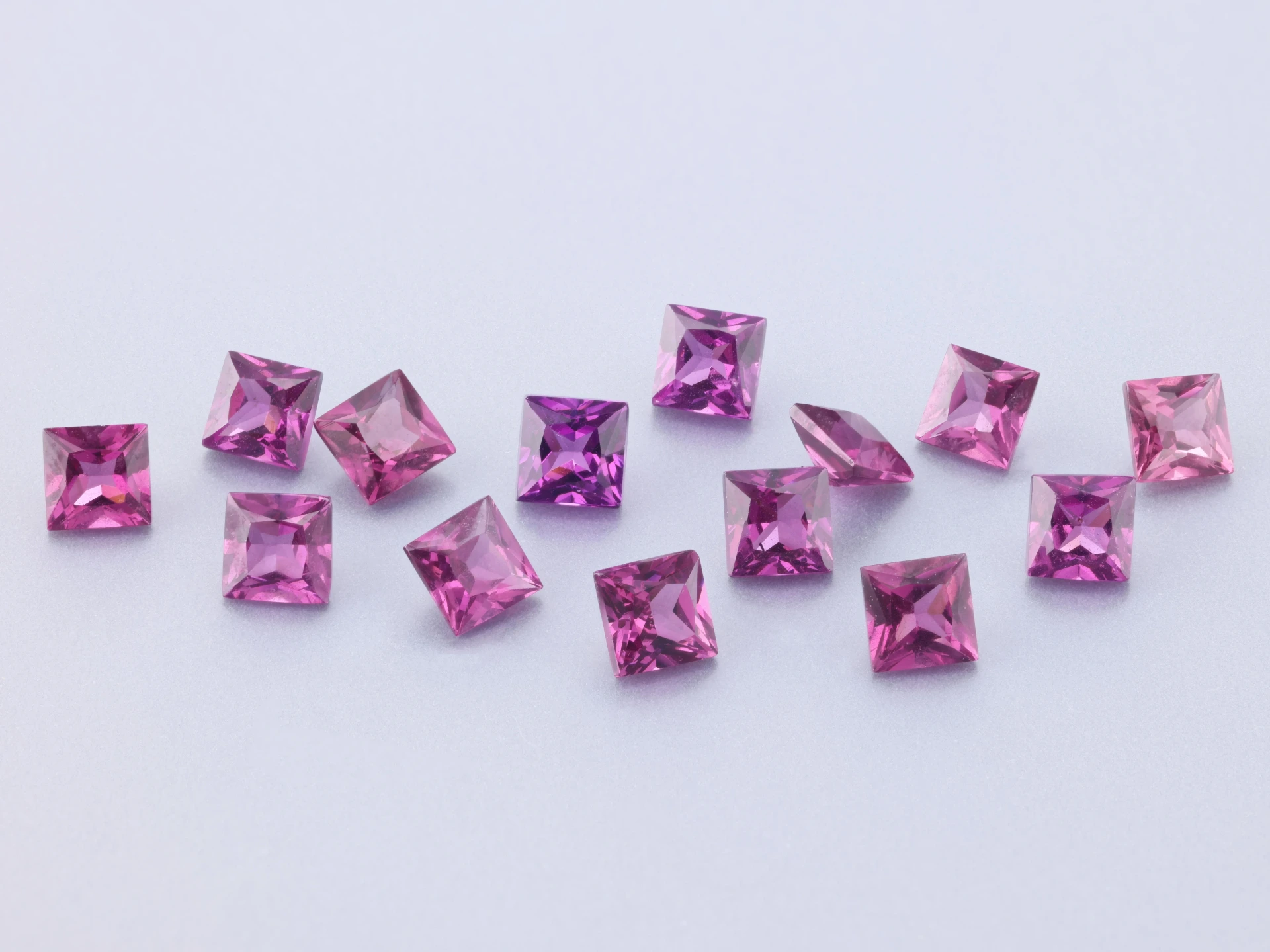 Rhodolite Garnet 3.00mm Princess Cut