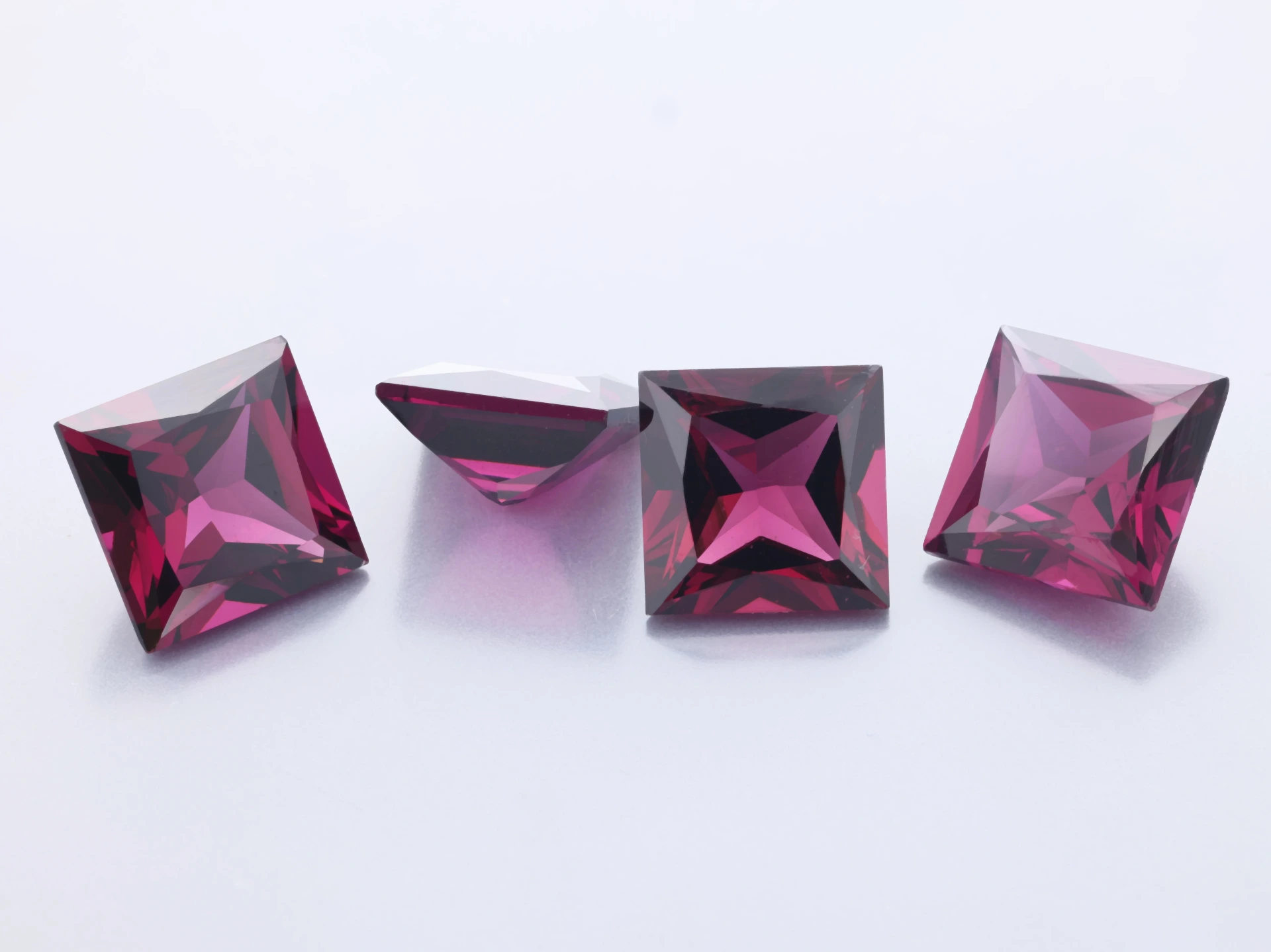 Rhodolite Garnet 8.00mm Princess Cut