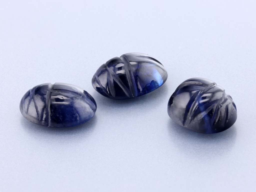 Australian Sapphire Carved Scarab 8x6mm +/- Blue
