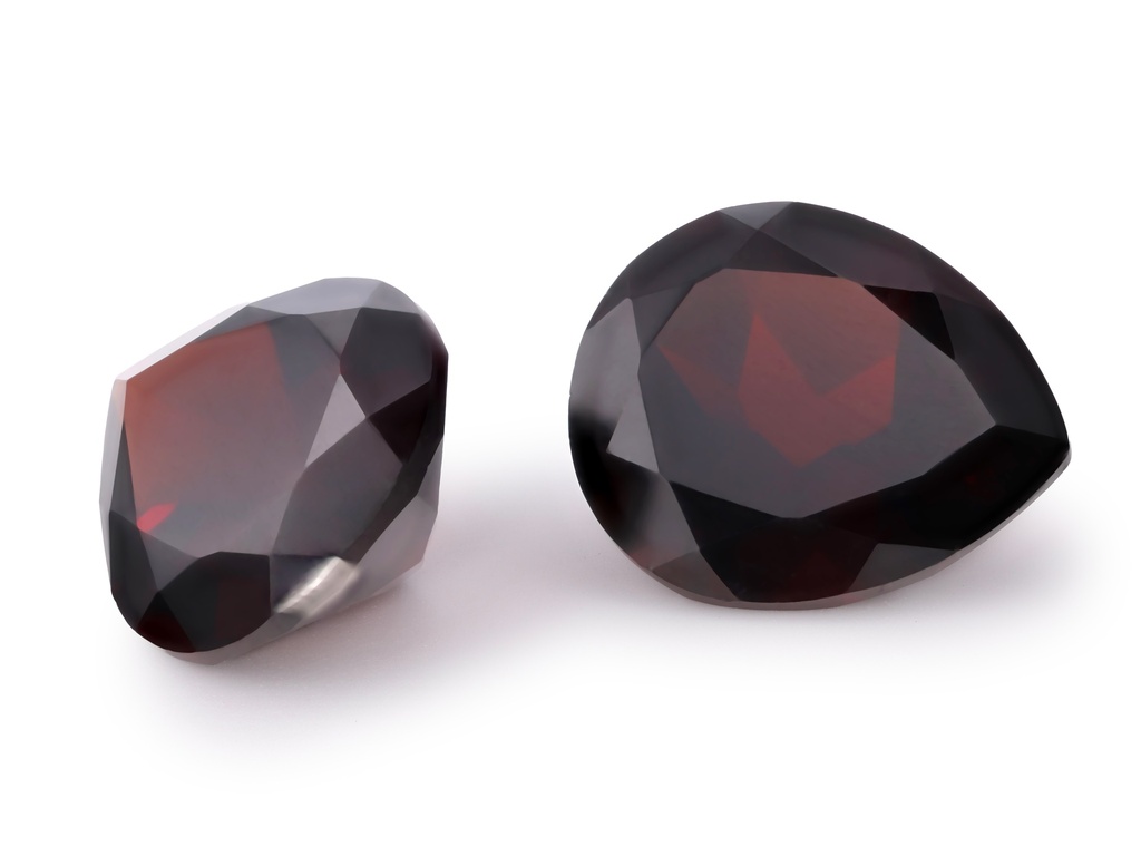 Pyrope Garnet 12x10mm Pear Shape 