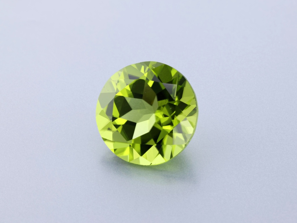 Peridot 11mm Round