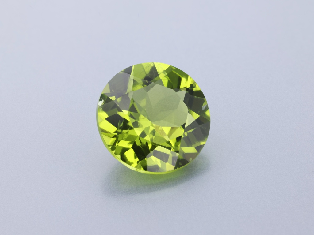 Peridot 10.1mm Round