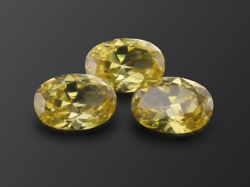 Cubic Zirconia 14x10mm Oval Yellow