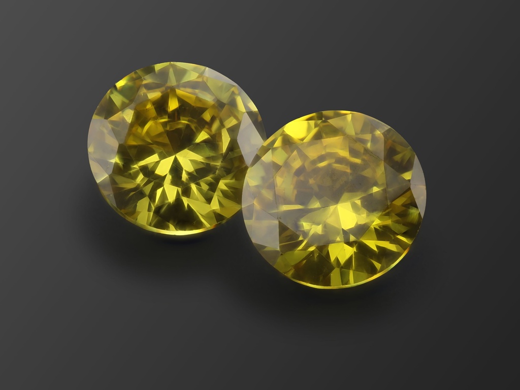 Cubic Zirconia 12mm Round Yellow