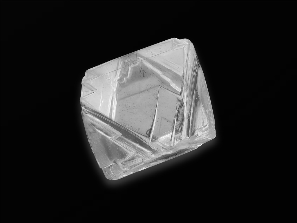 [DMFX0450X1] Diamond Octahedron Crystal 4.40mm +/-