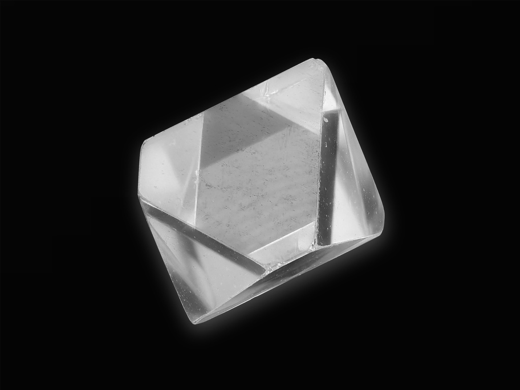 [DMFX0400X4] Diamond Octahedron Crystal 4.00mm +/-