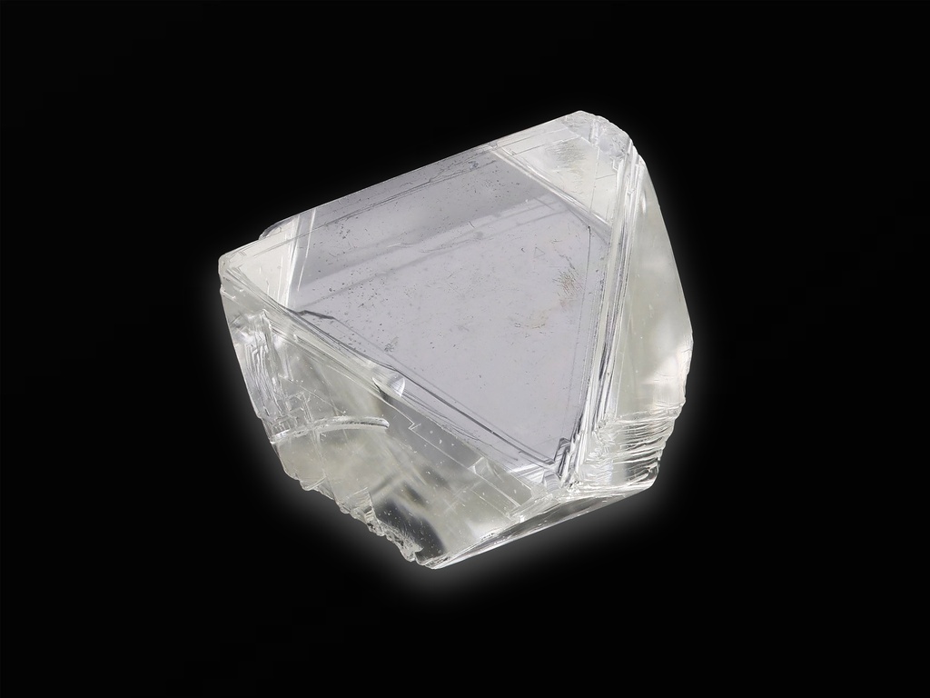 [DMFX0400X2] Diamond Macle Crystal 4.40mm +/-