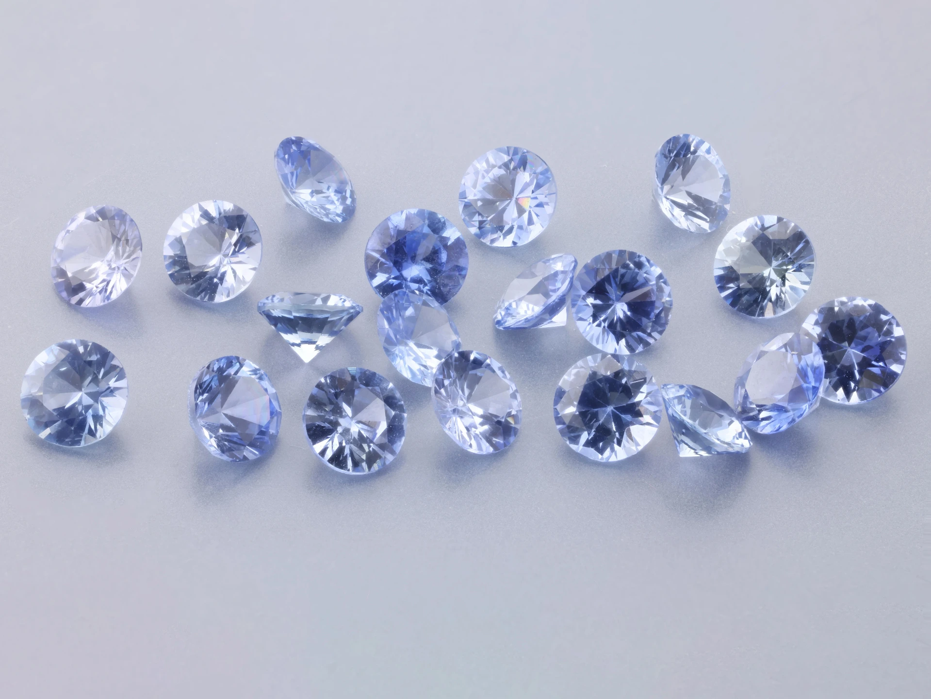 Ceylon Sapphire 3.25mm Round Light Blue