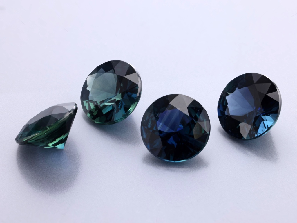 Australian Sapphire 6.00mm Diamond Cut Round Blue
