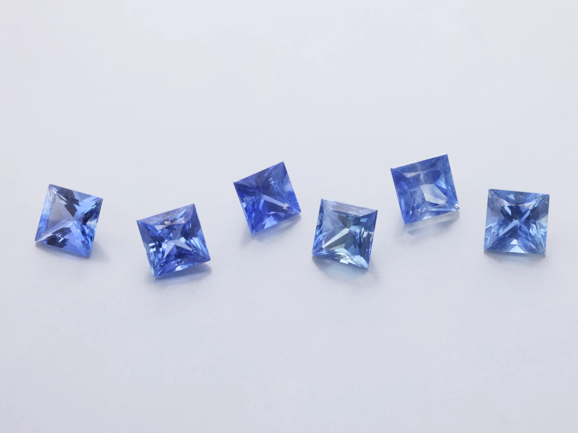 Ceylon Sapphire 3.25mm Princess Cut Mid Blue