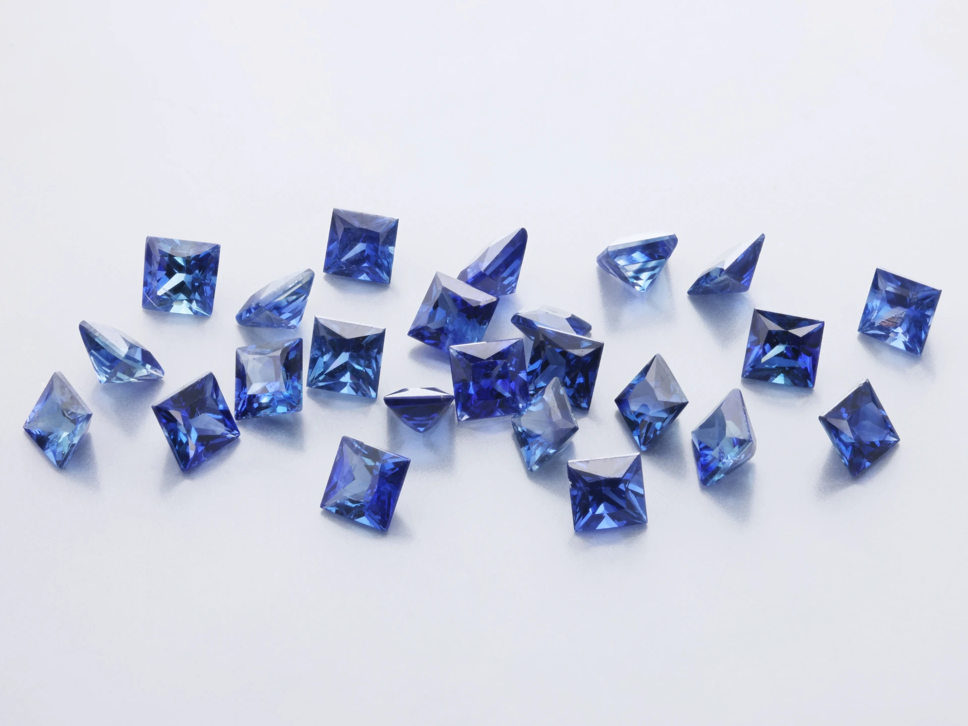 Ceylon Sapphire 2.75mm Princess Cut Dark Blue