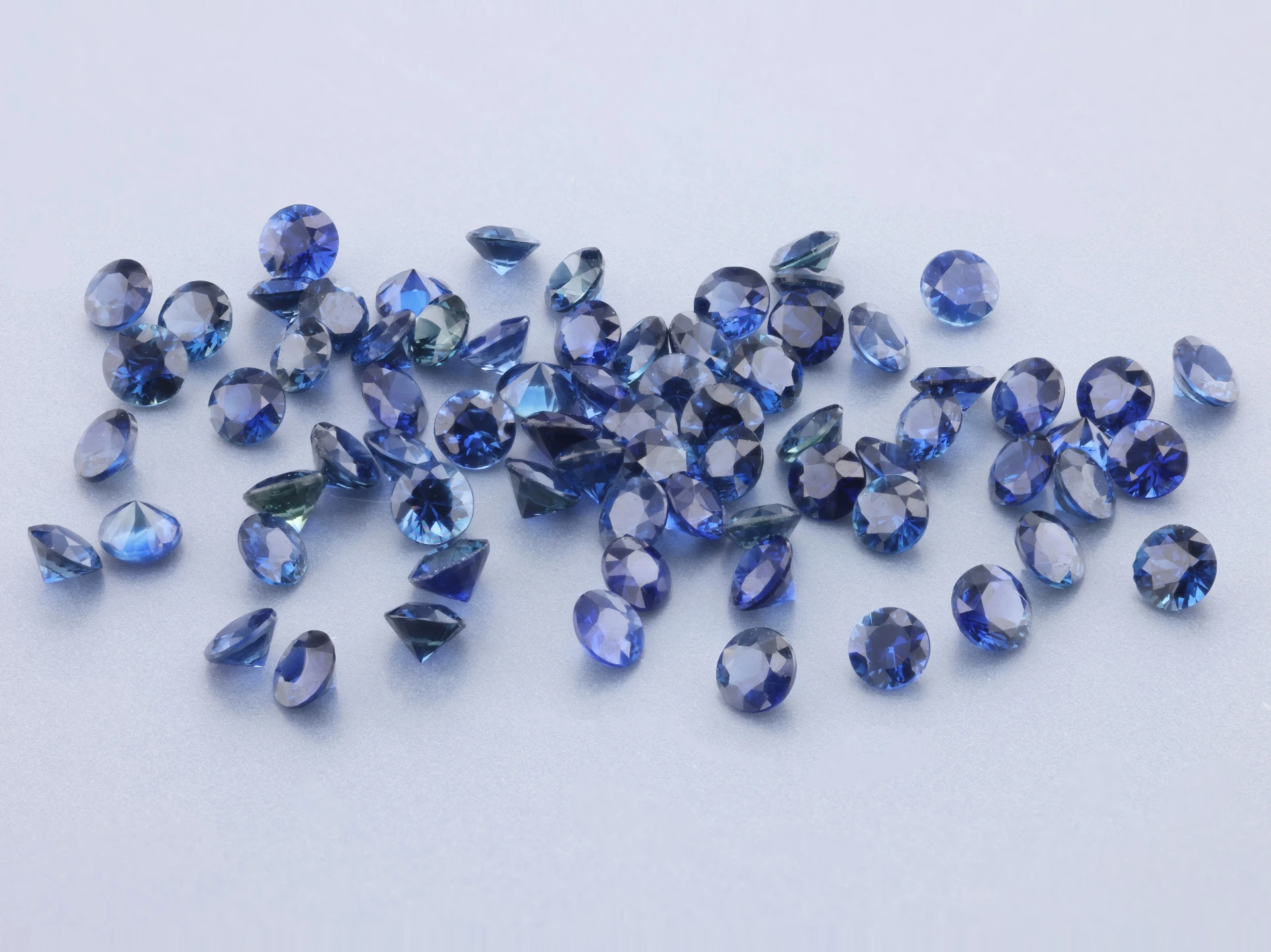 Sapphire 2.50mm Round Diamond Cut Mid Blue