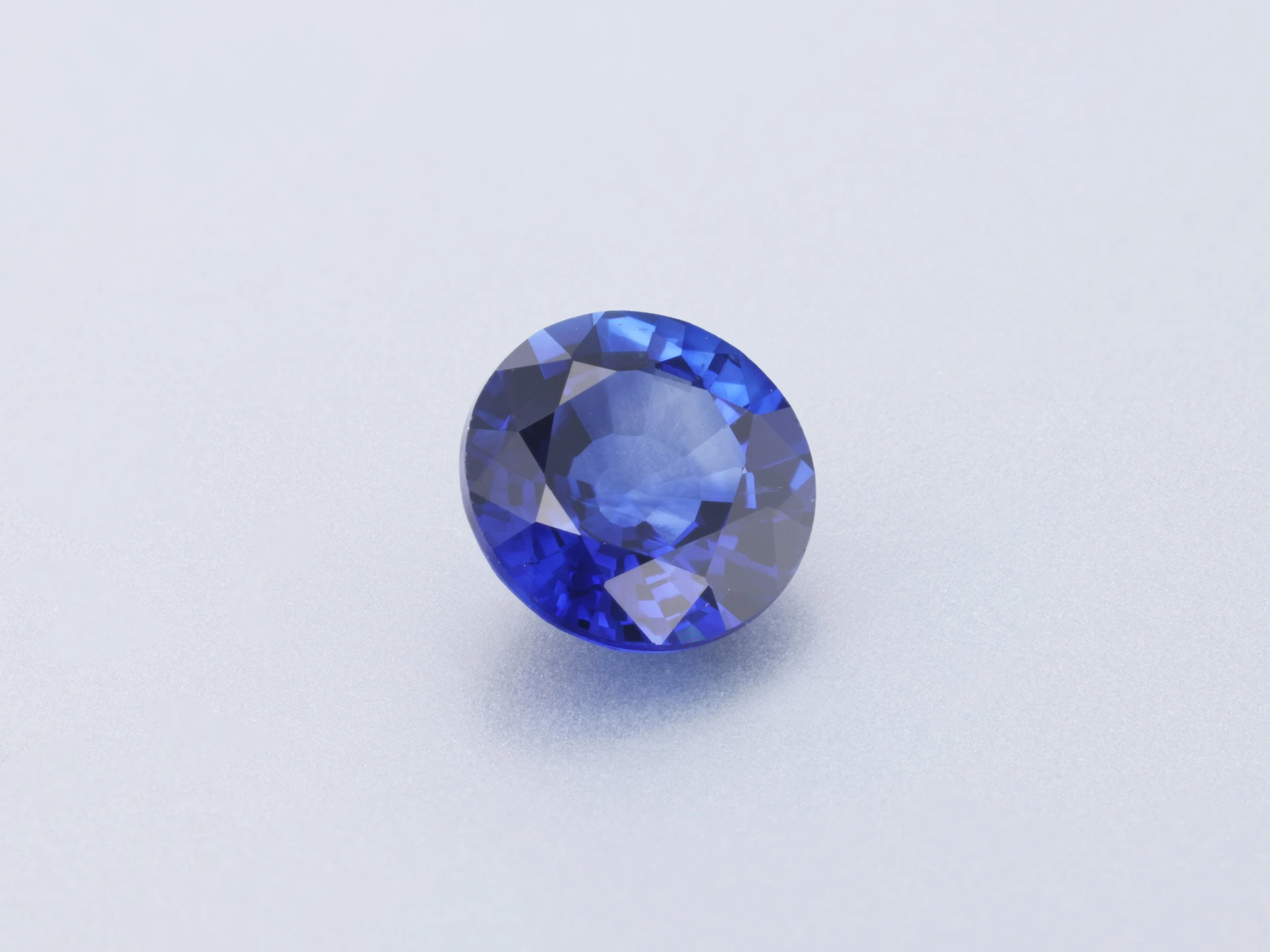 Ceylon Sapphire 5.00mm Round Dark Blue