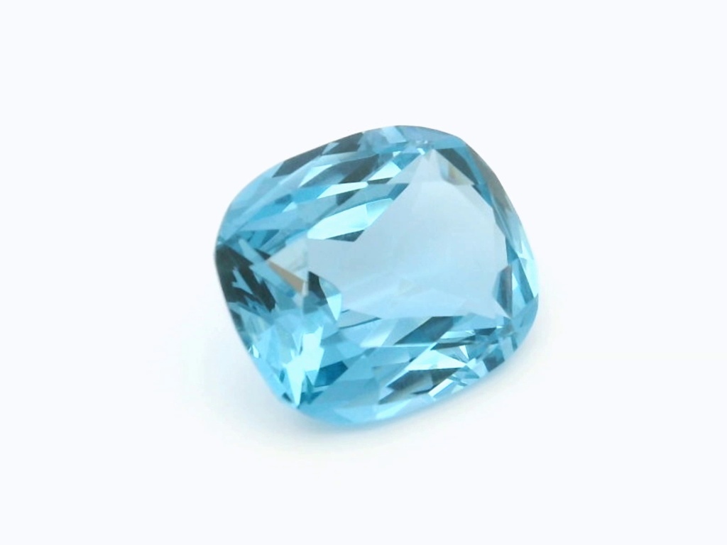 [MBAB1412L] Synthetic/Lab Grown Spinel 14x12mm Cushion Light Blue