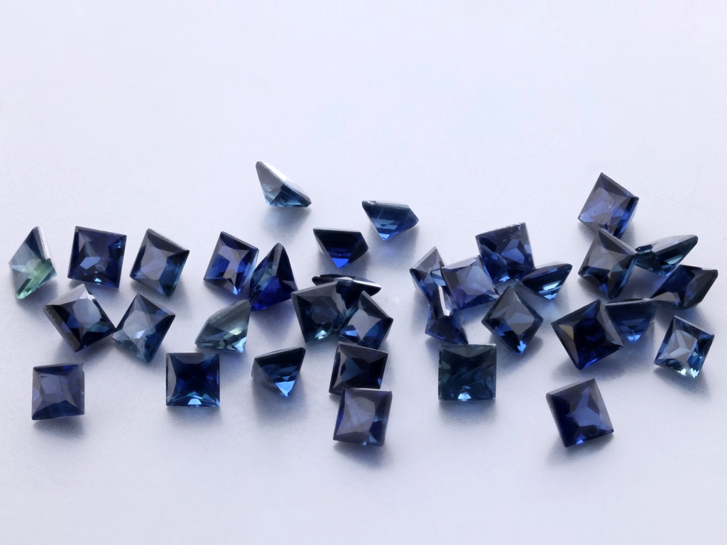 Australian Sapphire 2.00mm Princess Cut Mid Blue