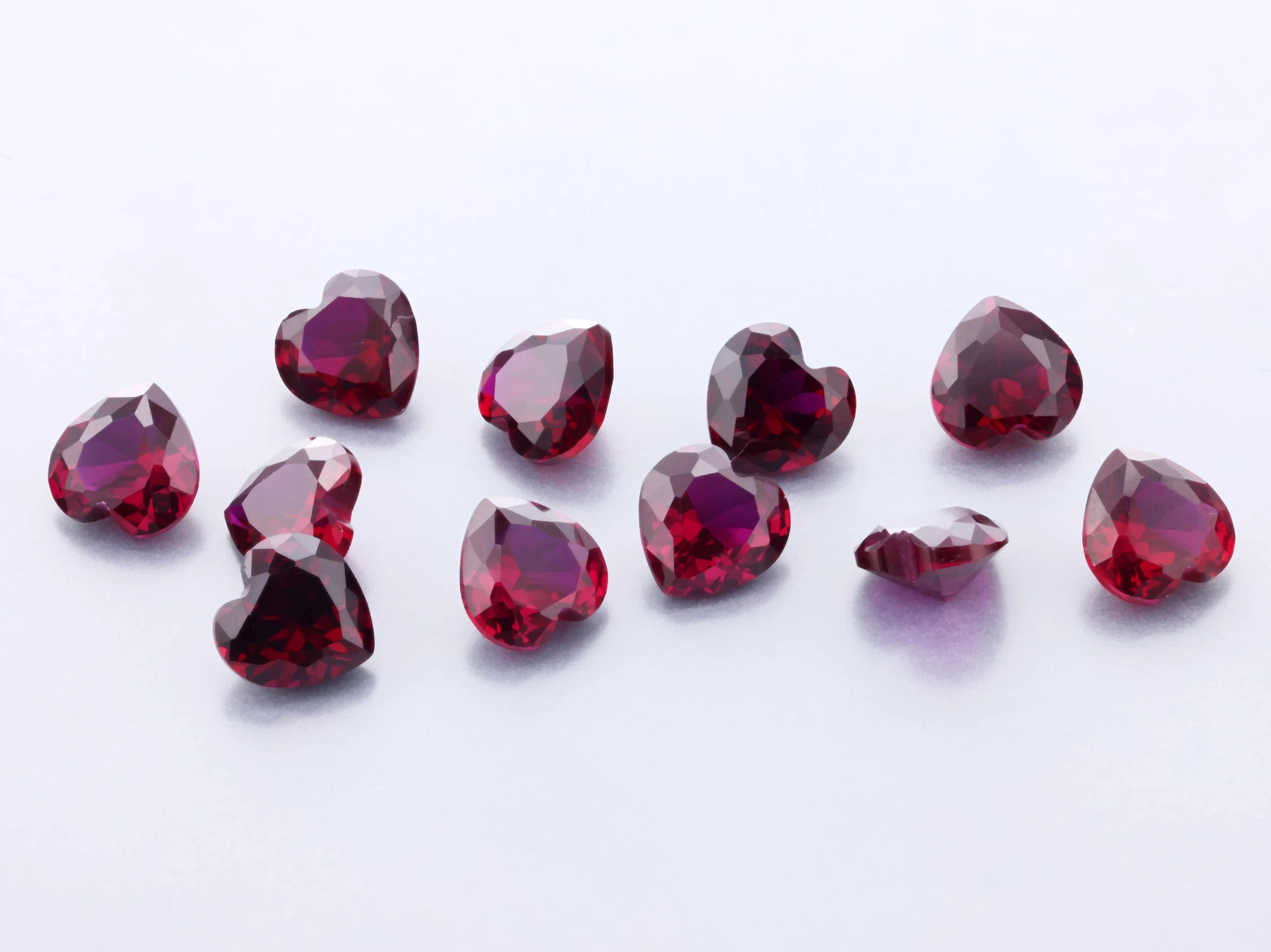 [RSDH-04] Synthetic/Lab Grown Ruby 4.00mm Heart Shape Dark Red