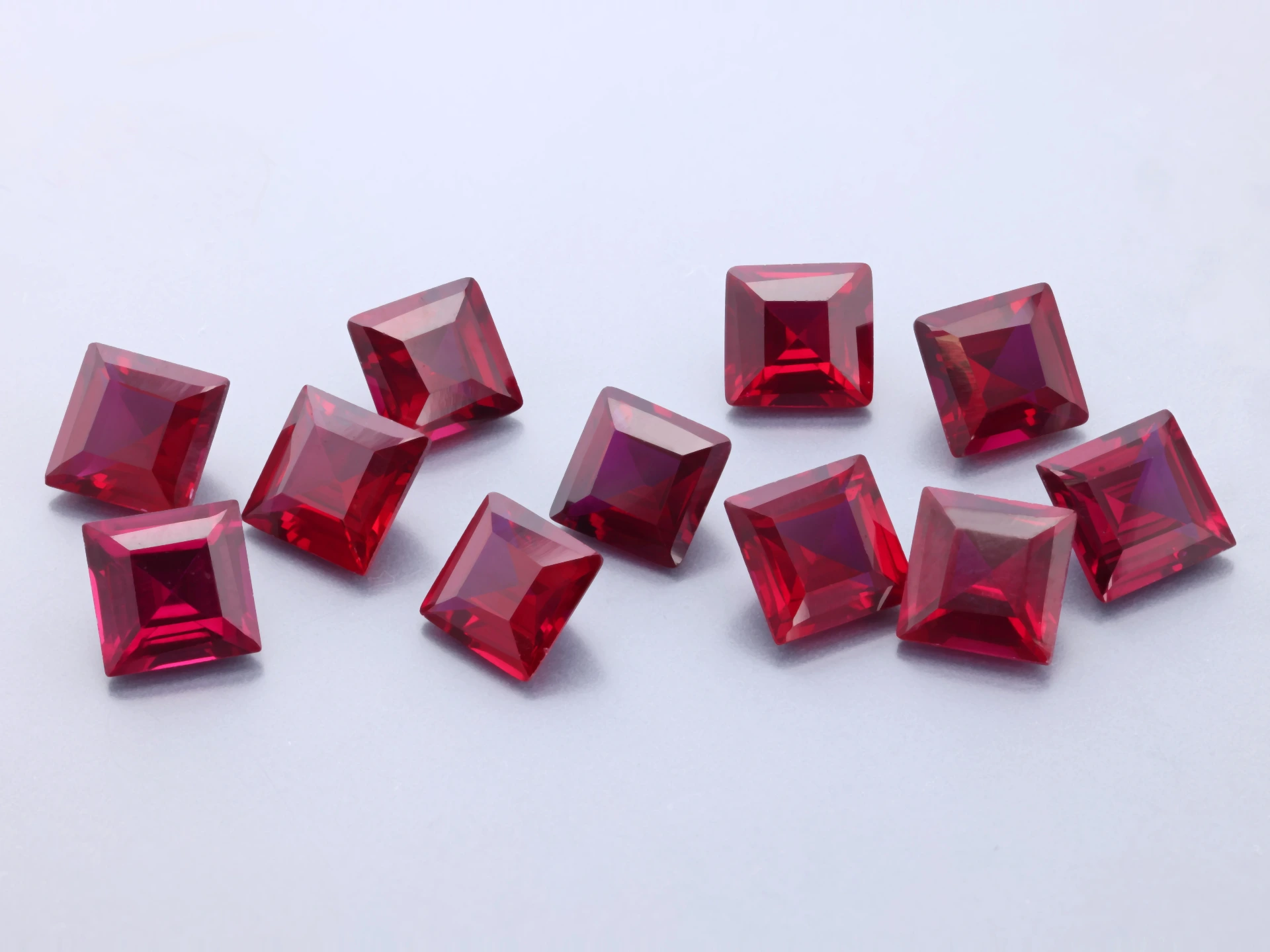 [RSDQ-05] Synthetic/Lab Grown Ruby 5.00mm Carre Cut Dark Red