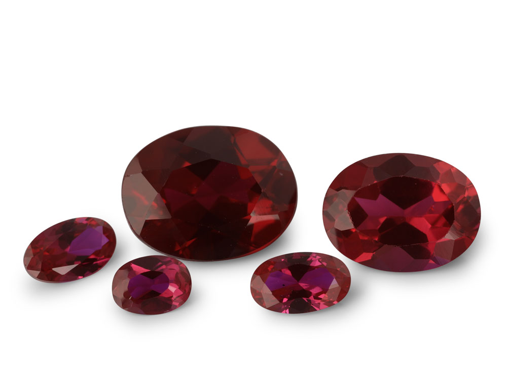 [YRVB0403D] Synthetic/Lab Grown Ruby 4x3mm Oval Dark Red