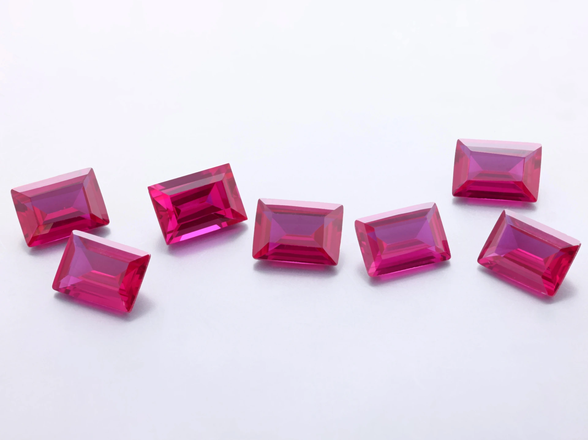 [RSLB-0705] Synthetic/Lab Grown Ruby 7x5mm Baguette Bright Red