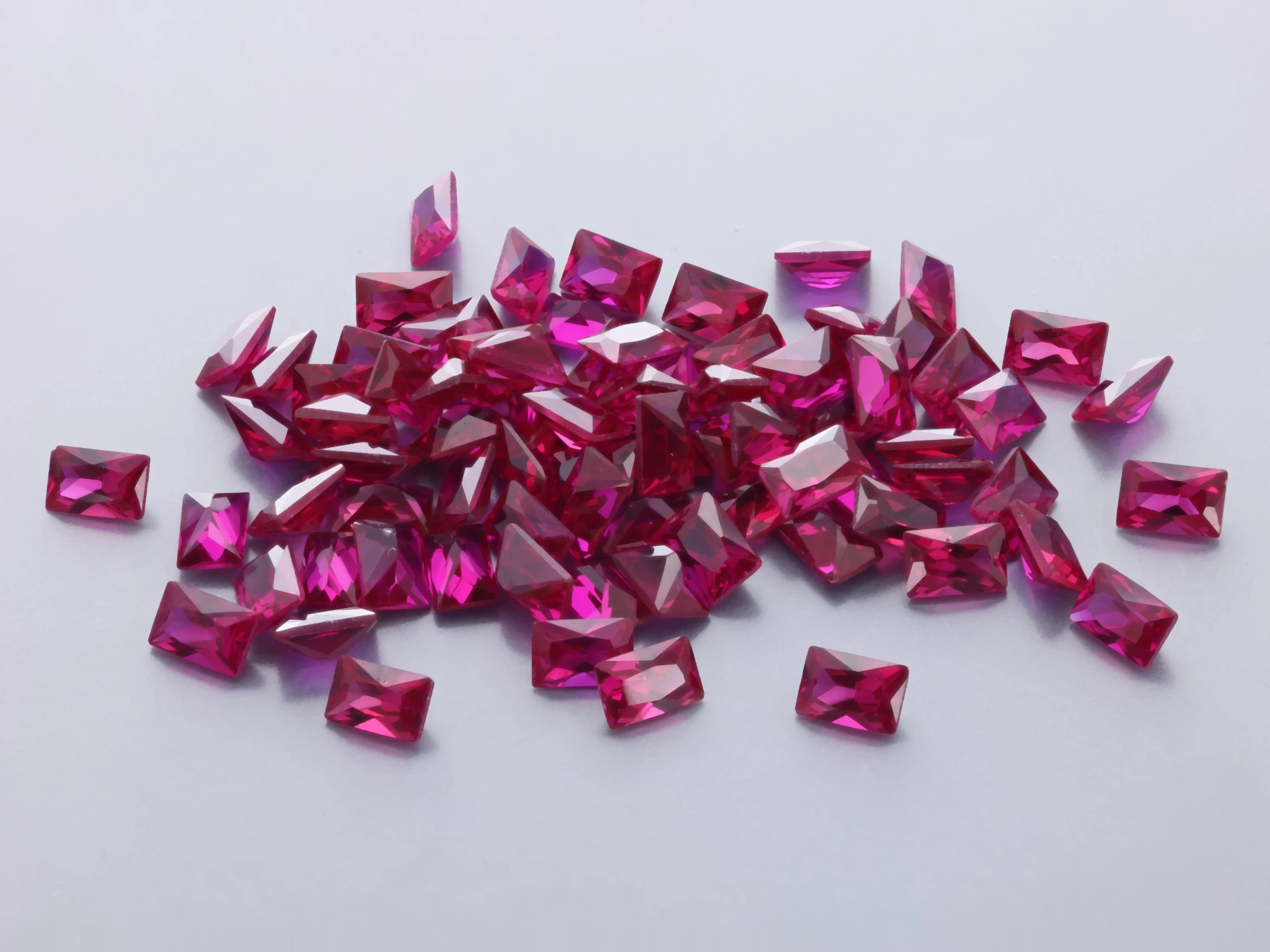 [RSLBAR-0302] Synthetic/Lab Grown Ruby 3x2mm Baguette Radiant Cut Bright Red