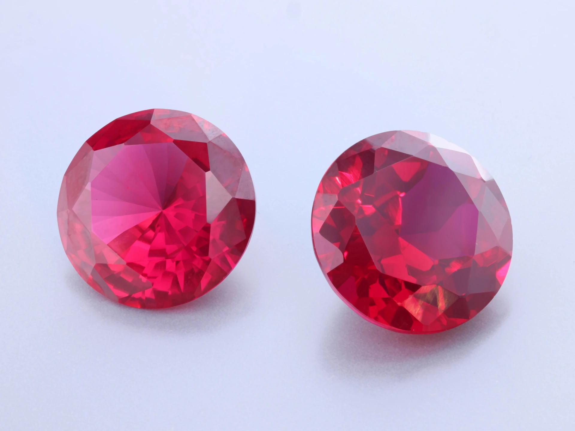 [YRRB1400B] Synthetic/Lab Grown Ruby 14mm Round Bright Red