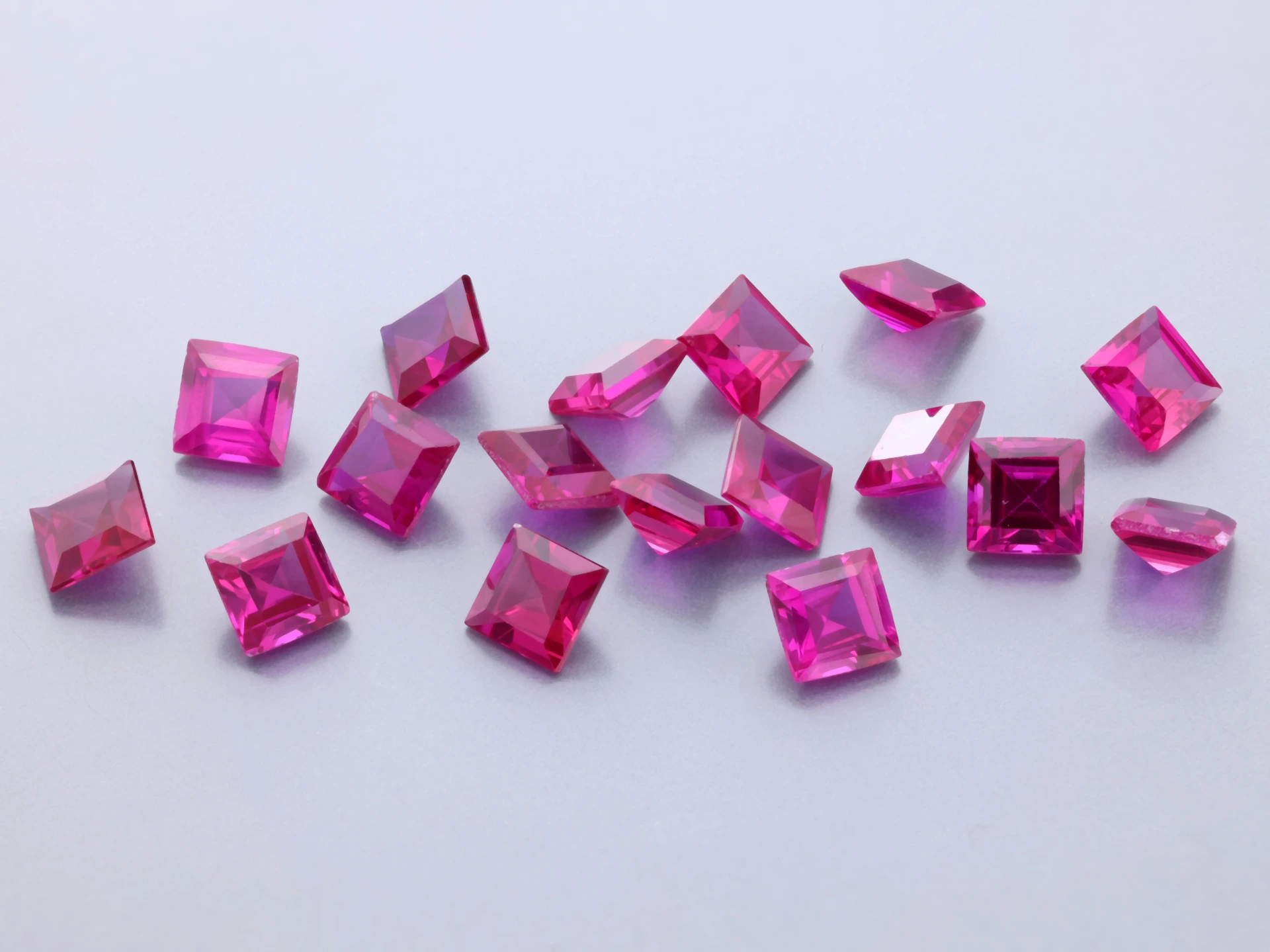 [RSLQ-035] Synthetic/Lab Grown Ruby 3.50mm Carre Cut Bright Red