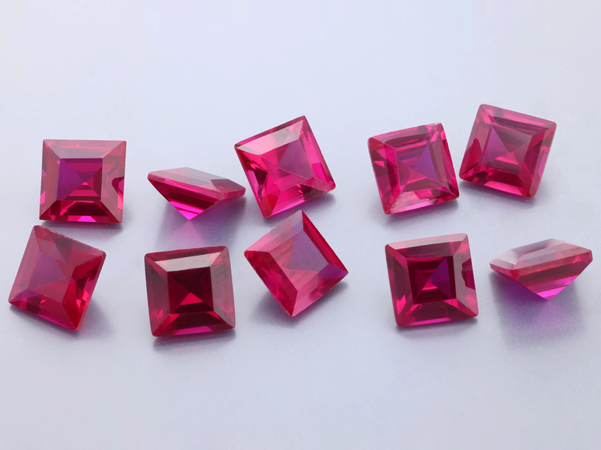 [RSLQ-06] Synthetic/Lab Grown Ruby 6.00mm Carre Cut Bright Red