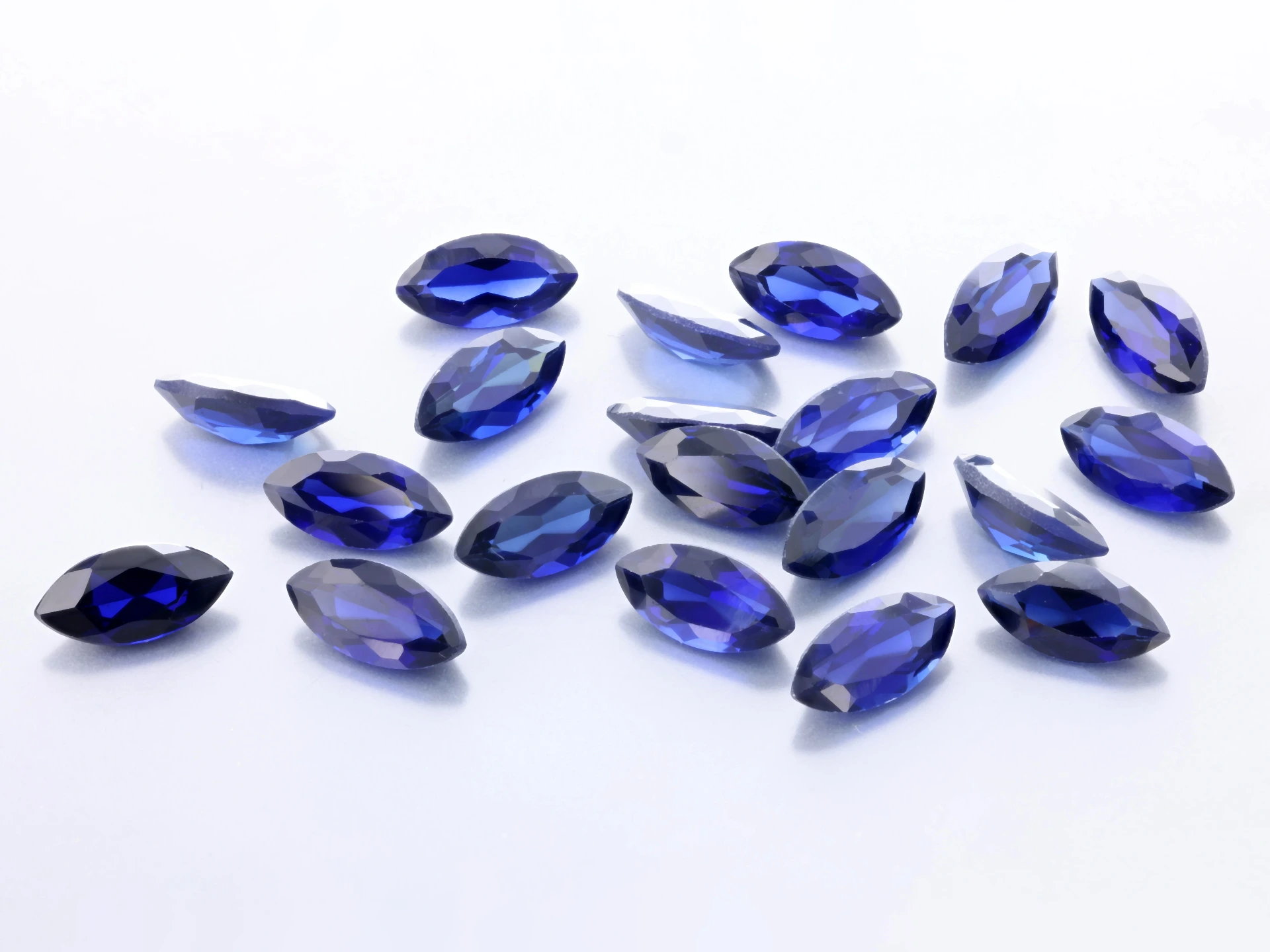 [YDMB0804] Synthetic/Lab Grown Sapphire 8x4mm Marquise Blue
