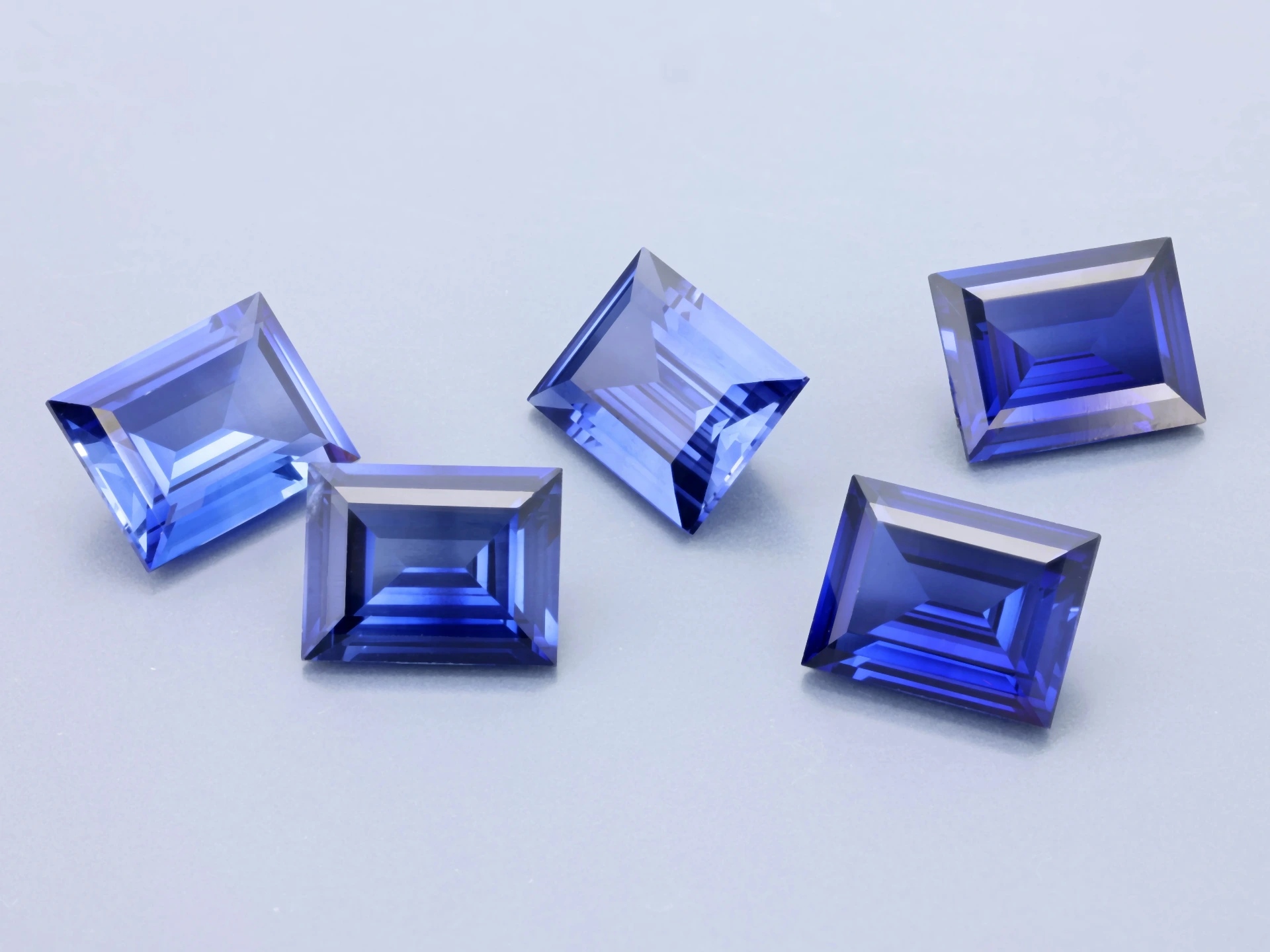 [YDBS0907] Synthetic/Lab Grown Sapphire 9x7mm Baguette Blue