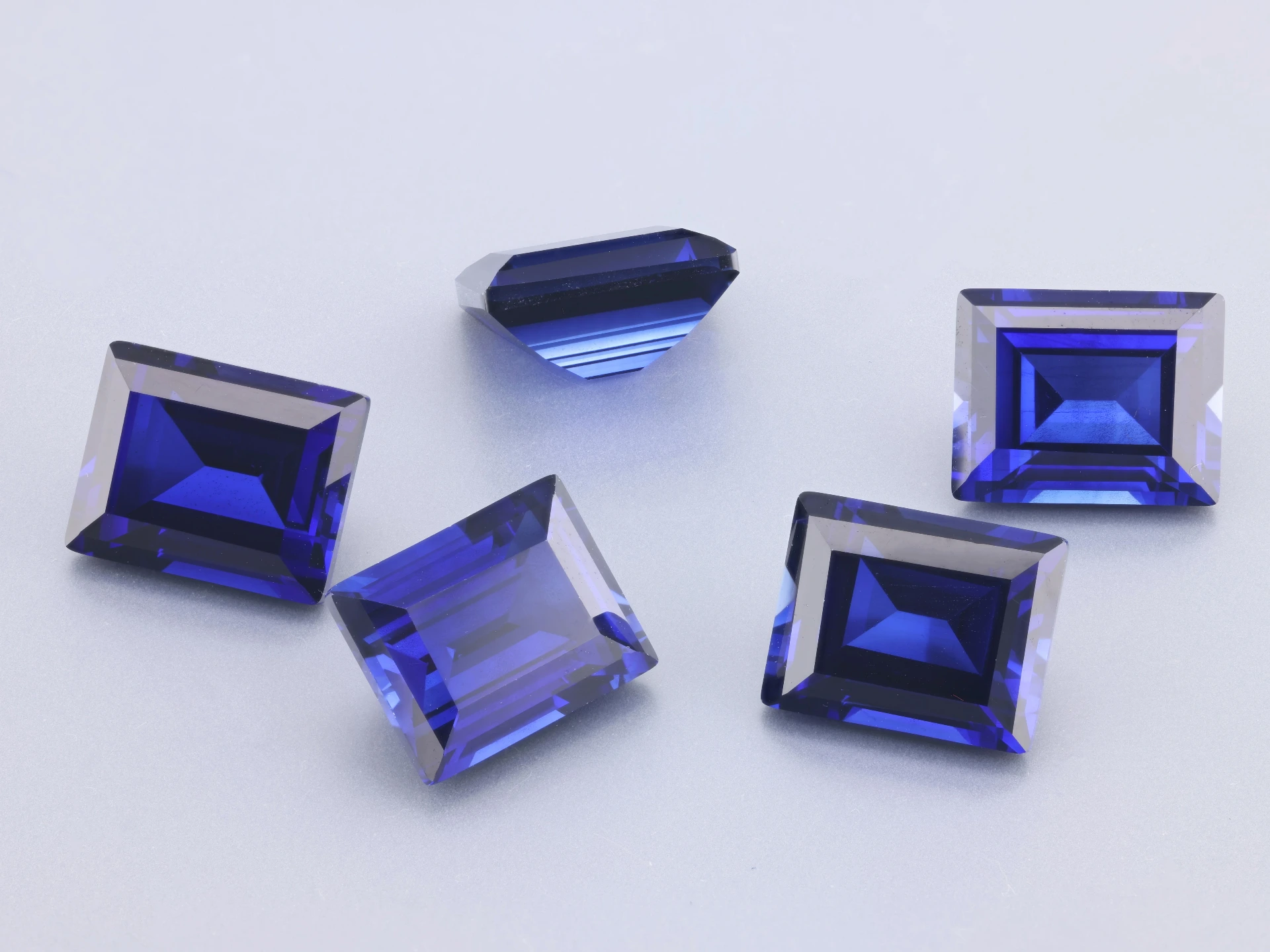 [YDBS1008] Synthetic/Lab Grown Sapphire 10x8mm Baguette Blue