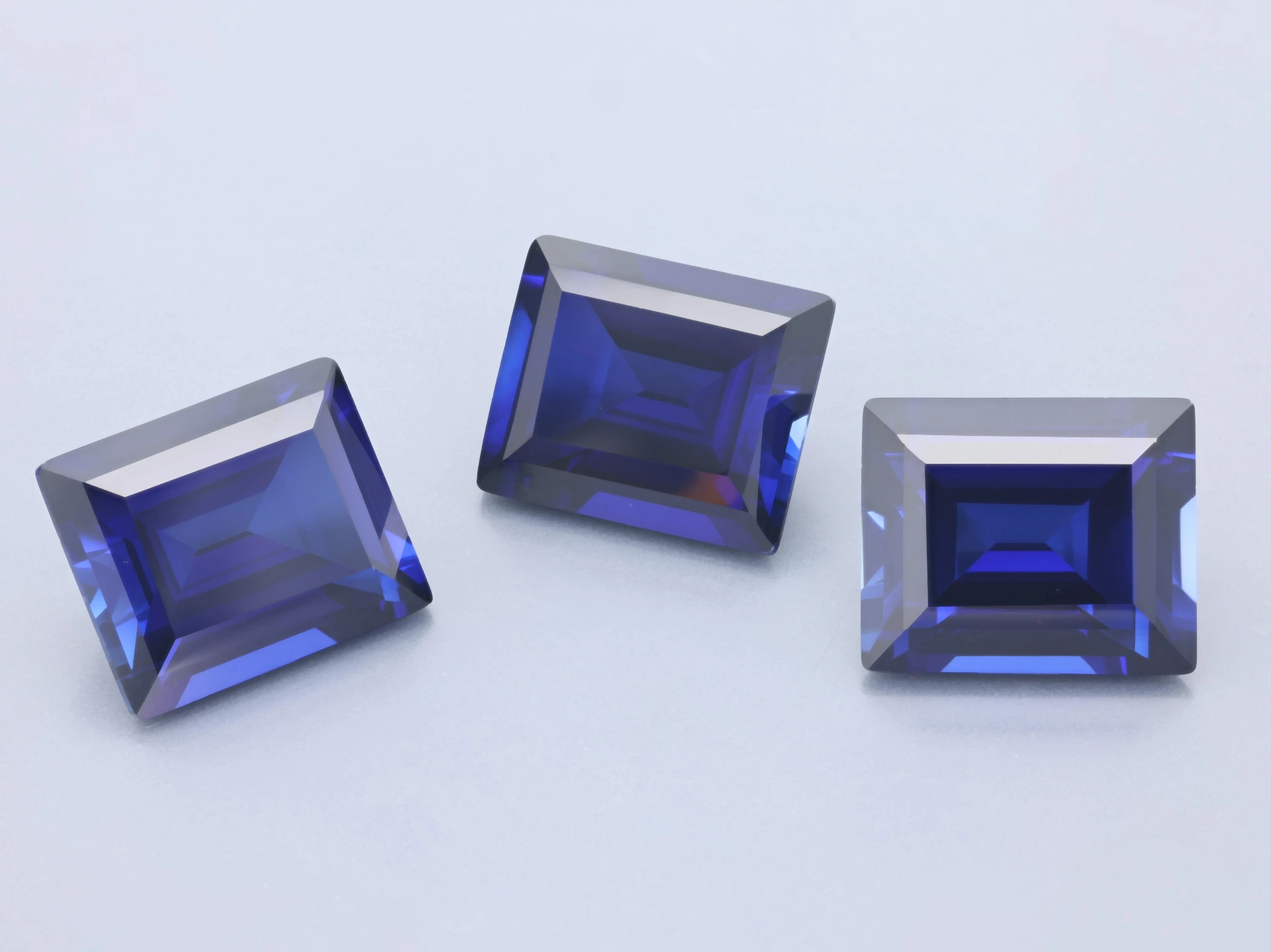 [YDBS1210] Synthetic/Lab Grown Sapphire 12x10mm Baguette Blue