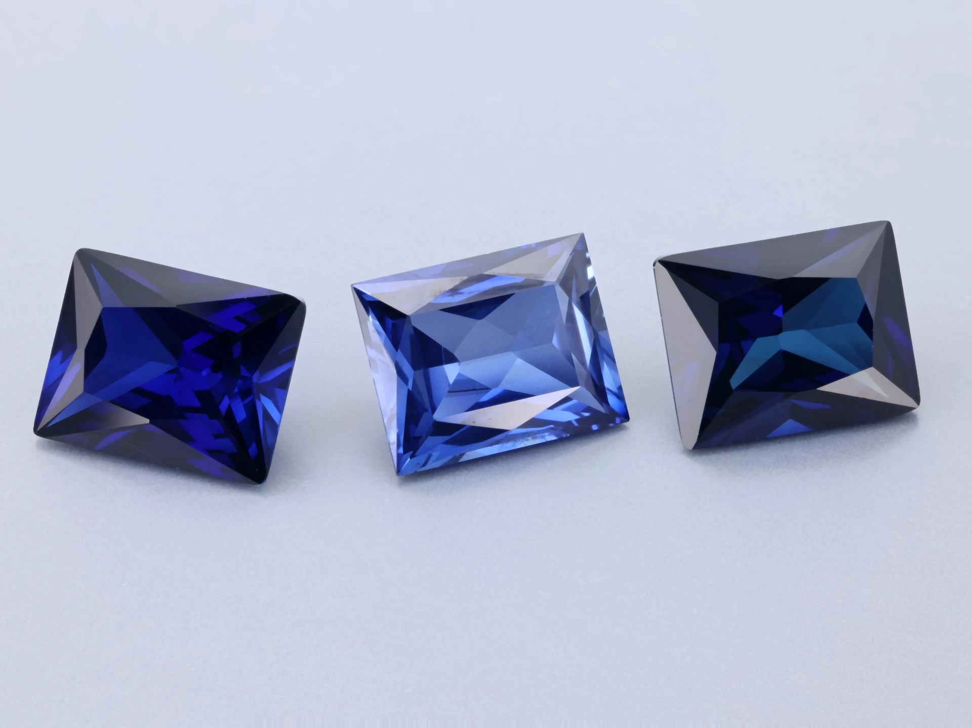 [YDBN1008] Synthetic/Lab Grown Sapphire 10x8mm Baguette Radiant Cut Blue