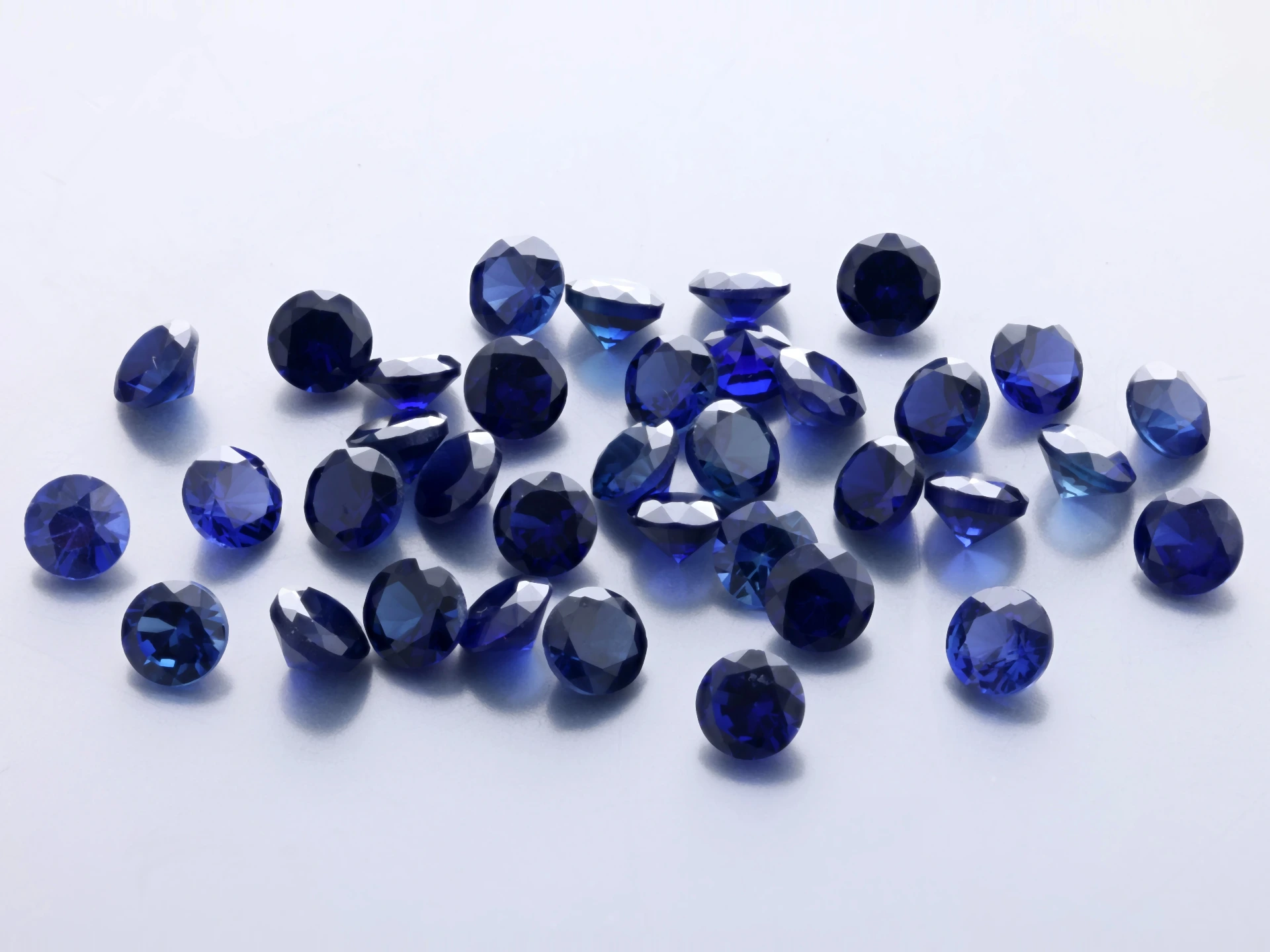 Synthetic/Lab Grown Sapphire 3.25mm Round Blue