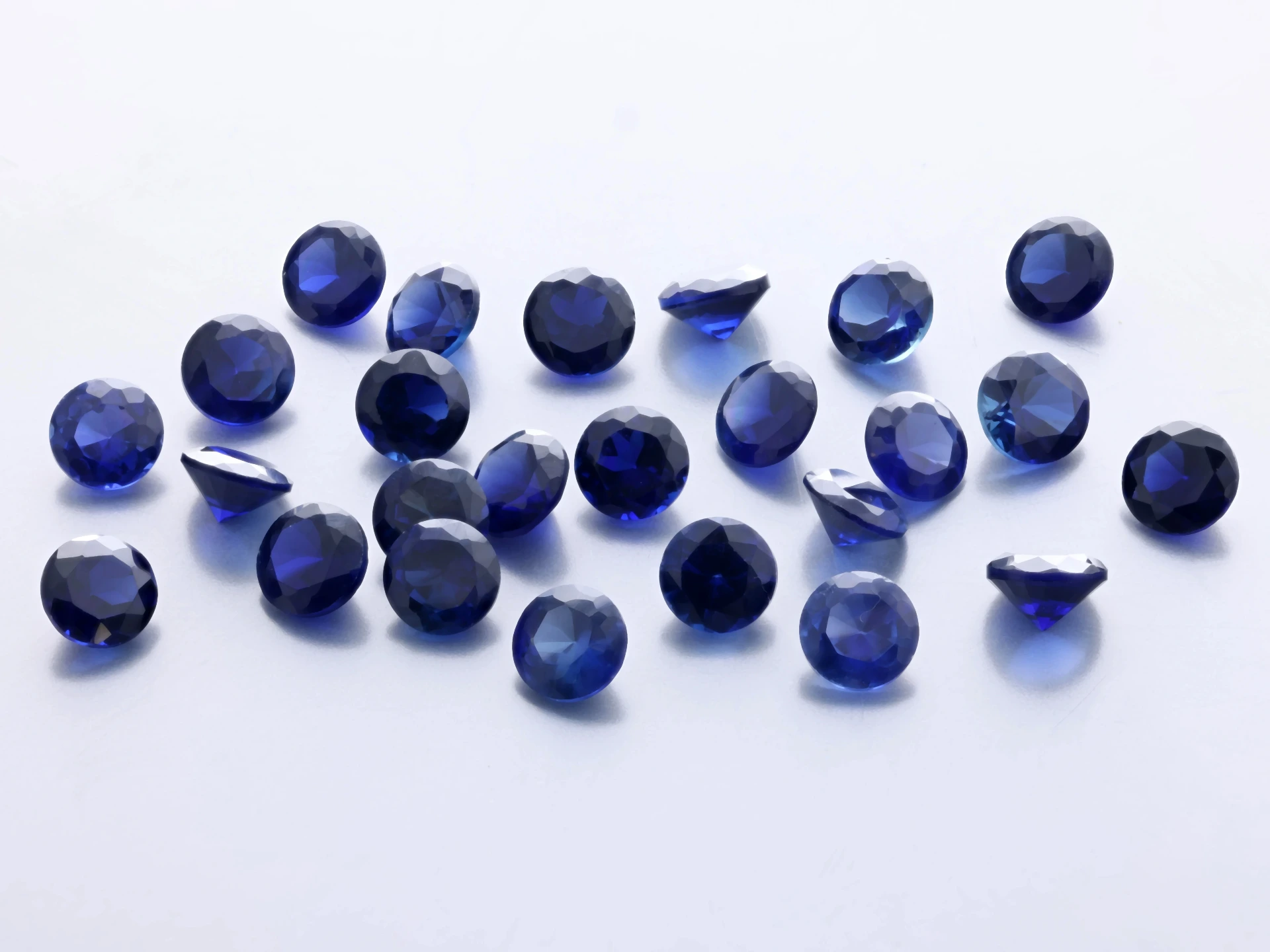 Synthetic/Lab Grown Sapphire 3.50mm Round Blue