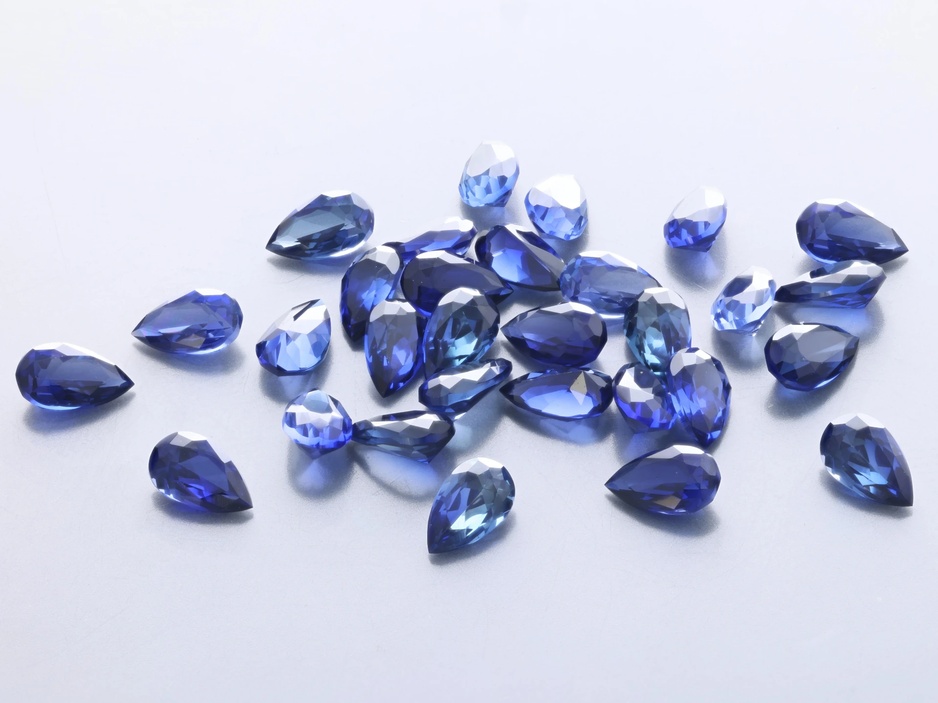 [YDPB0503] Synthetic/Lab Grown Sapphire 5x3mm Pear Shape Blue