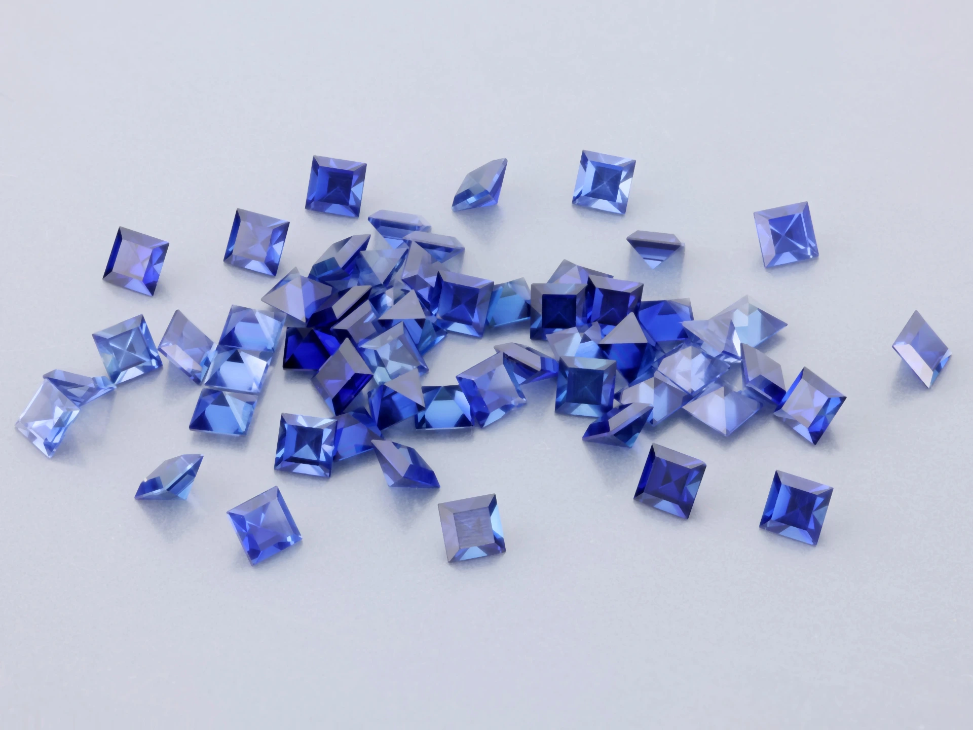 [YDQS0225] Synthetic/Lab Grown Sapphire 2.25mm Carre Cut Blue