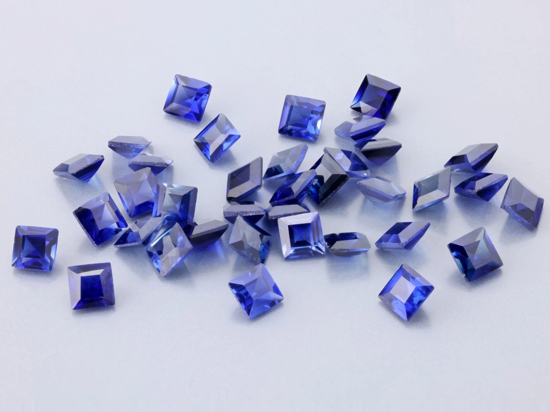 Synthetic/Lab Grown Sapphire 3.50mm Carre Cut Blue