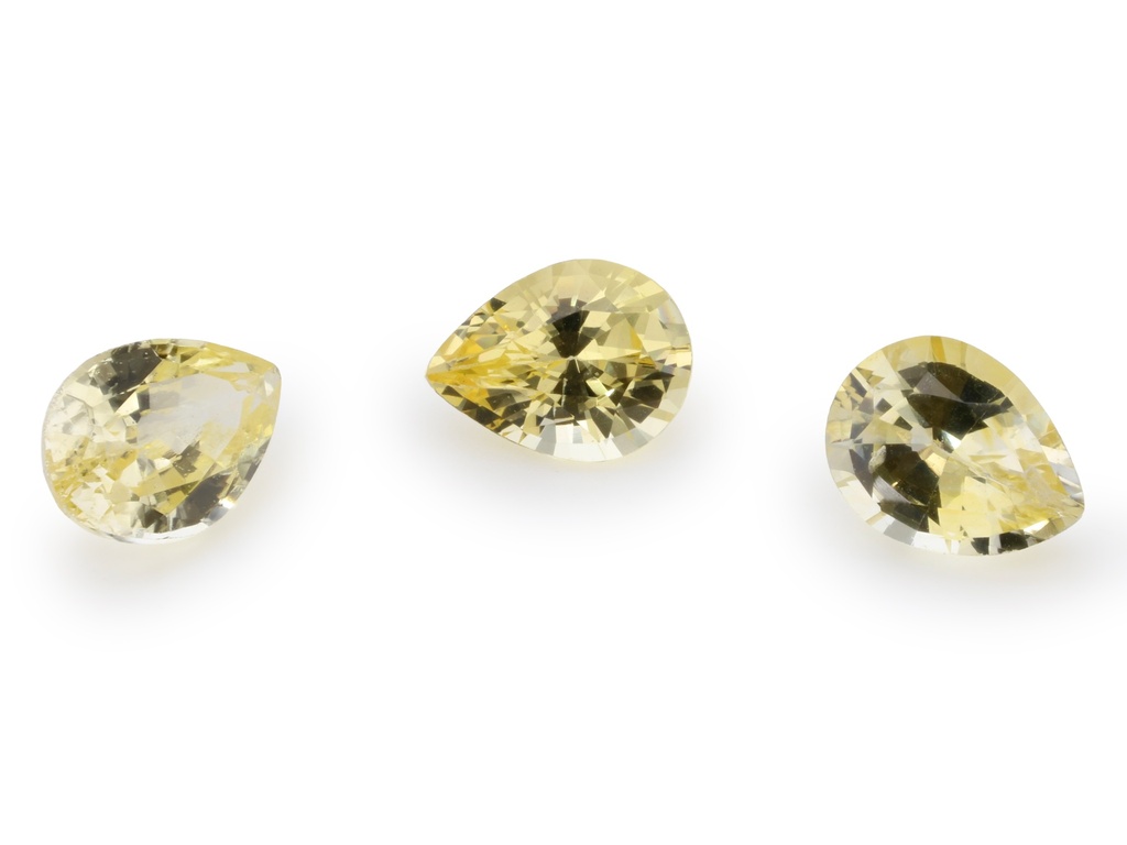 Yellow Sapphire 4x3mm Pear Shape Light